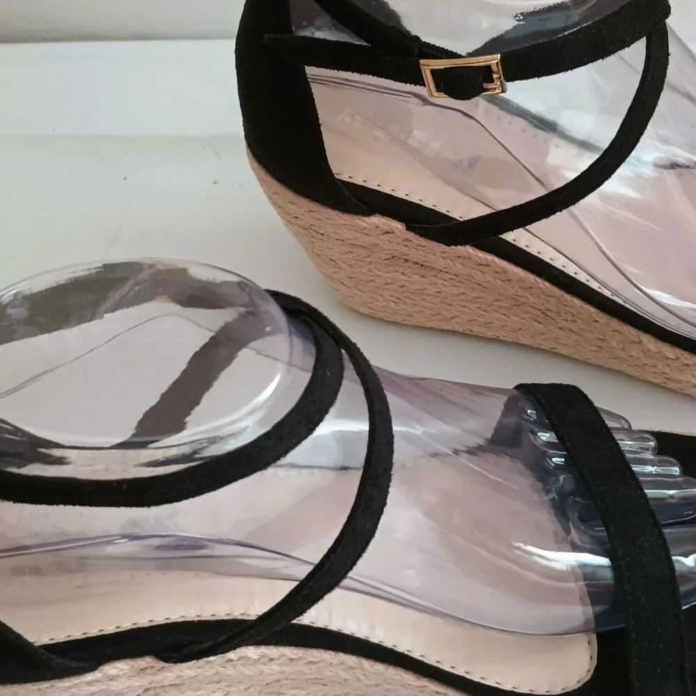 Makegsi Black Strappy Wedge Sandals 9 Open Toe Ankle Strap Faux Suede Shoe
